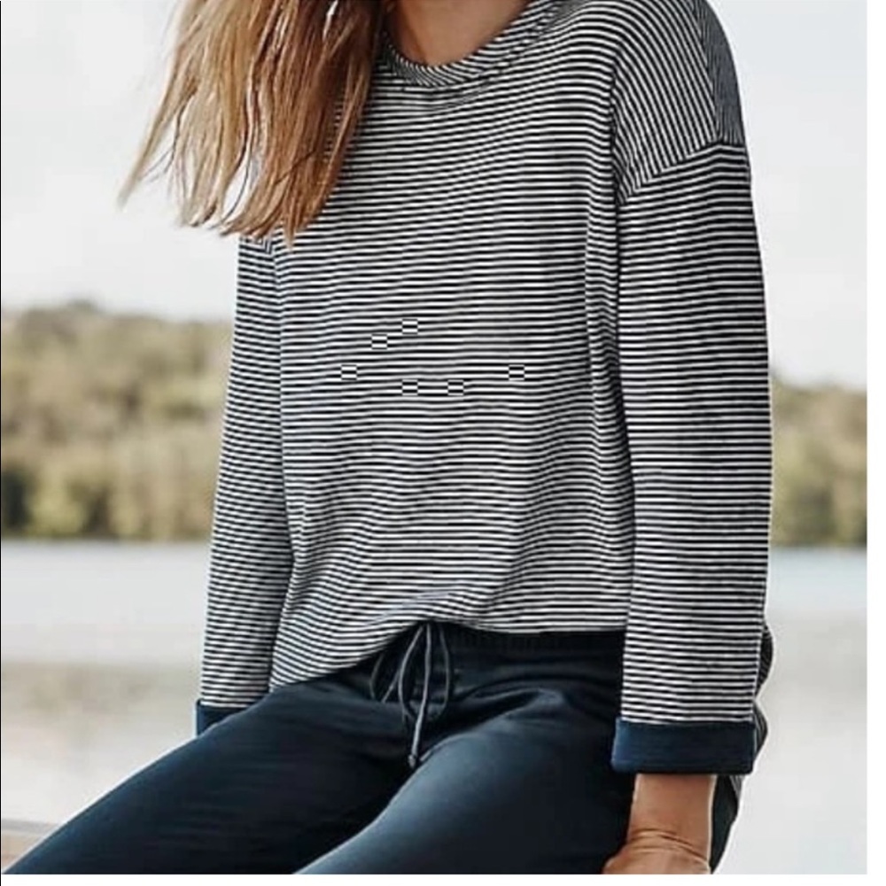 JJill Womens cozy Navy Cream Striped top NWT 3/4 sleeves, cuffs.  Preppy